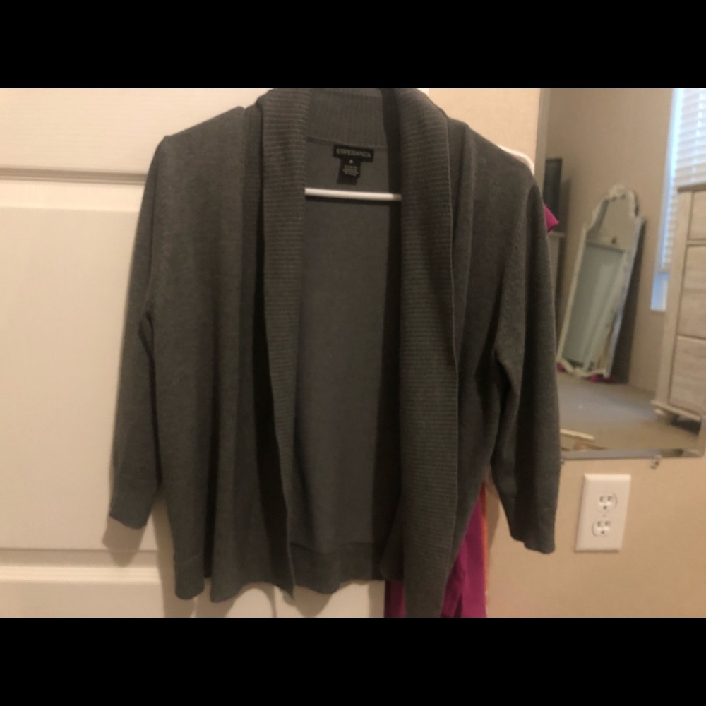 Sweater/ Cardigan